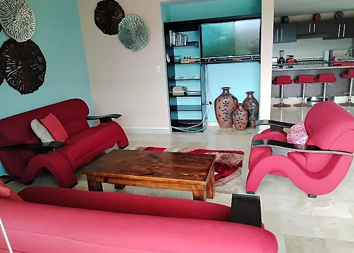 Perfectly Located Spacious With 2 Balconies 4* Zihuatanejo